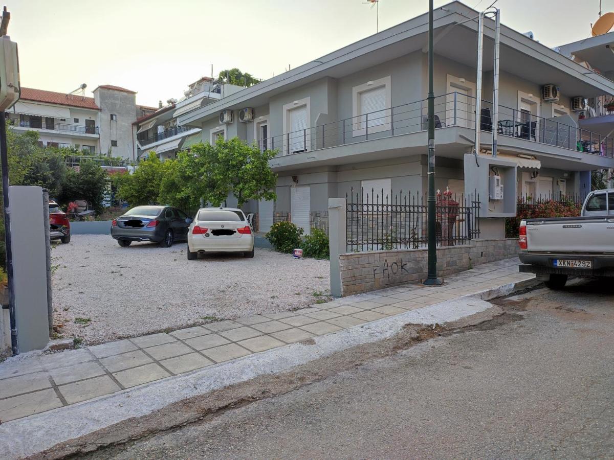 Alexander Luxury Apartments & Studios Metamorfosi  Exterior foto